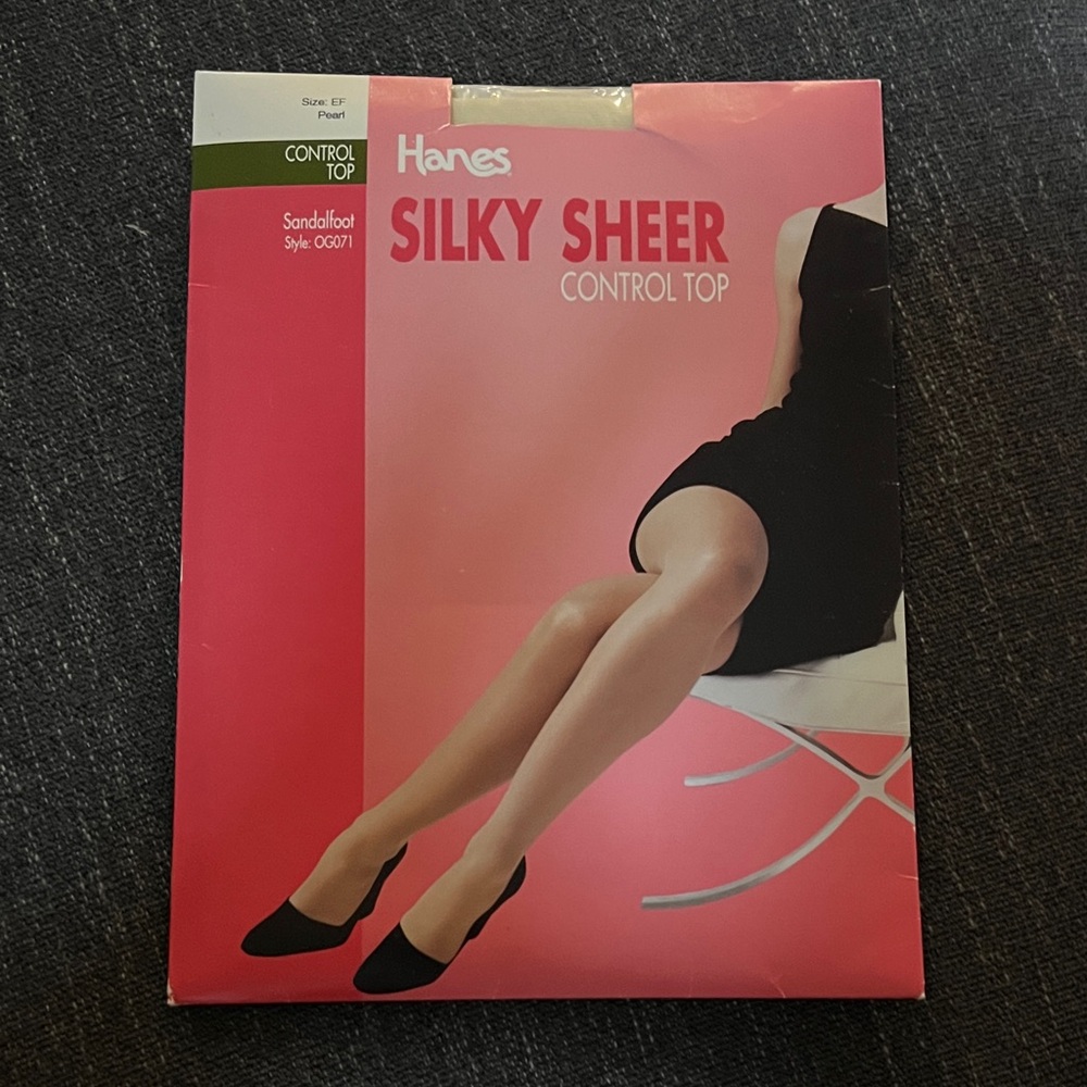 Rare Hanes “Silky Sheer” Control Top” hosiery. 
Pearl/Cream. Size E/F.  New.